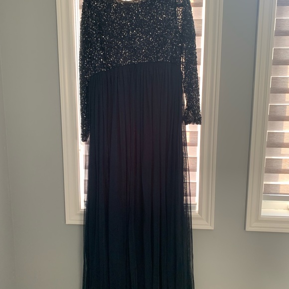 Maternity dress - Picture 1 of 3